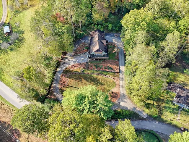 $539,900 | 206 Peckerwood Road, Hayesville, NC 28904