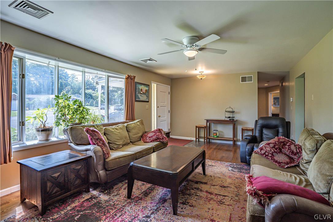 502 Diamond Street Slatington, PA 18080 - Photo 8 of 31 Gallery Image 8