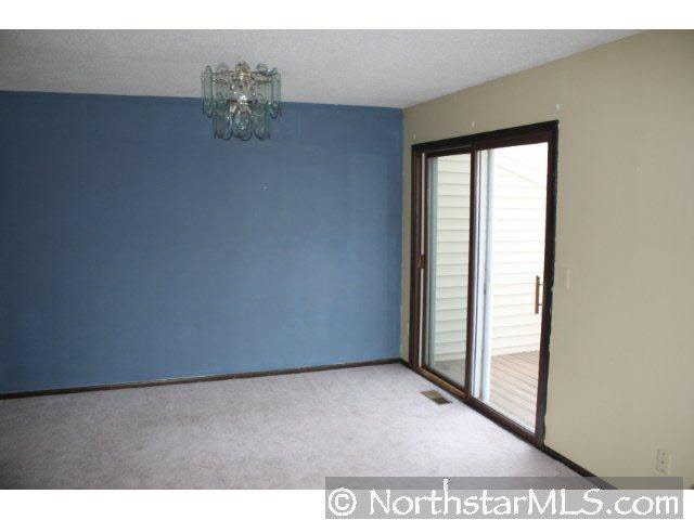 10475 Yorktown Lane North Maple Grove, MN 55369 - Photo 5 of 10