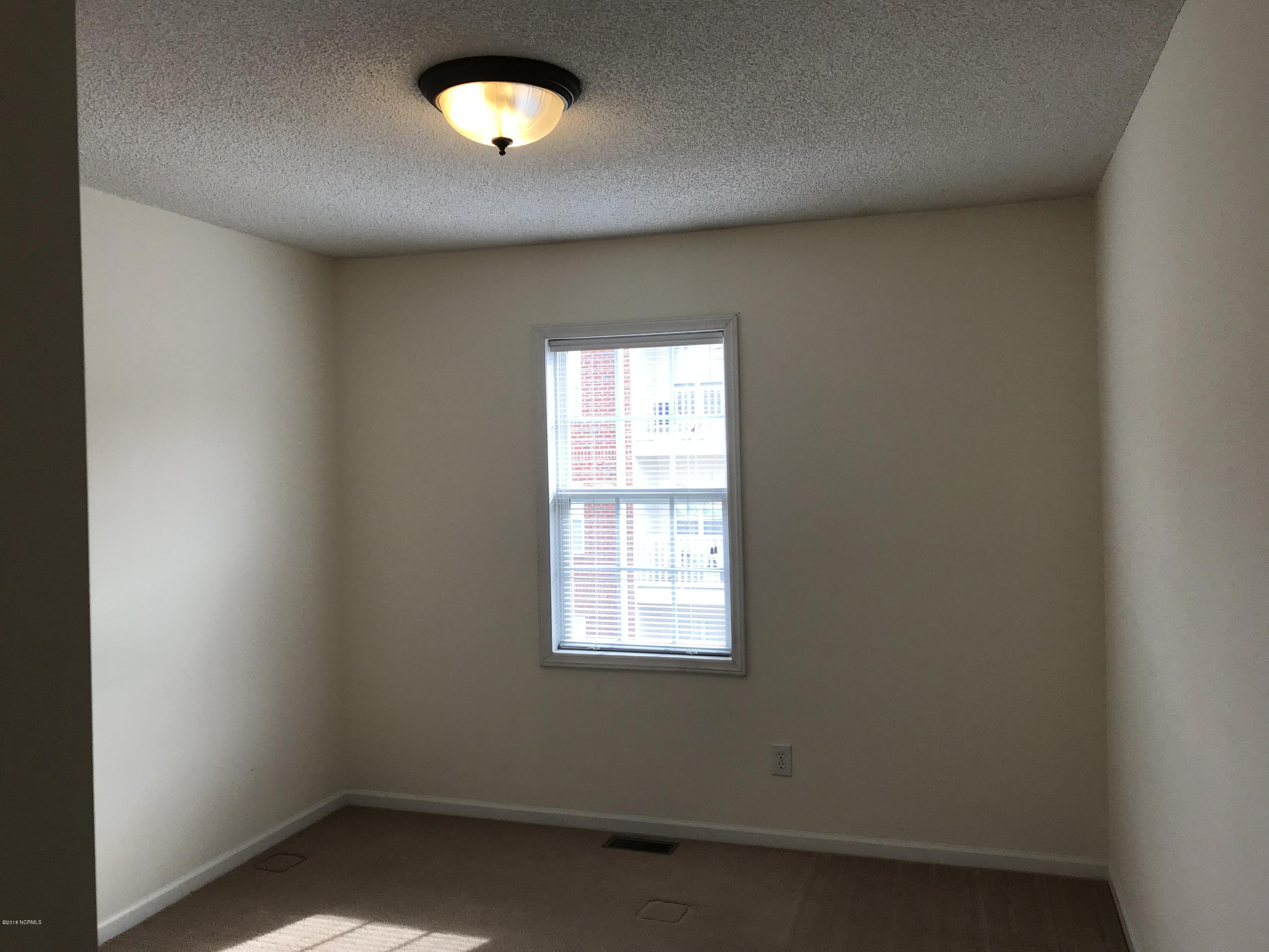 930 Spring Forest Road, Unit B3 Greenville, NC 27834 - Photo 12 of 15 BR3