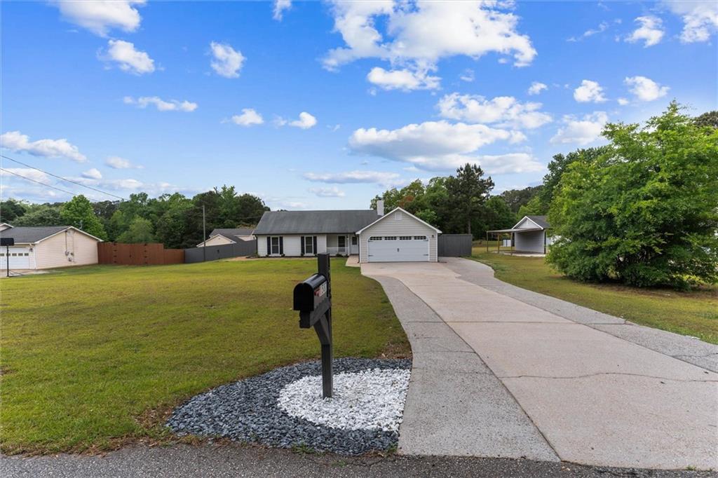 1587 Cronic Town Road Auburn, GA 30011 - Photo 5 of 56