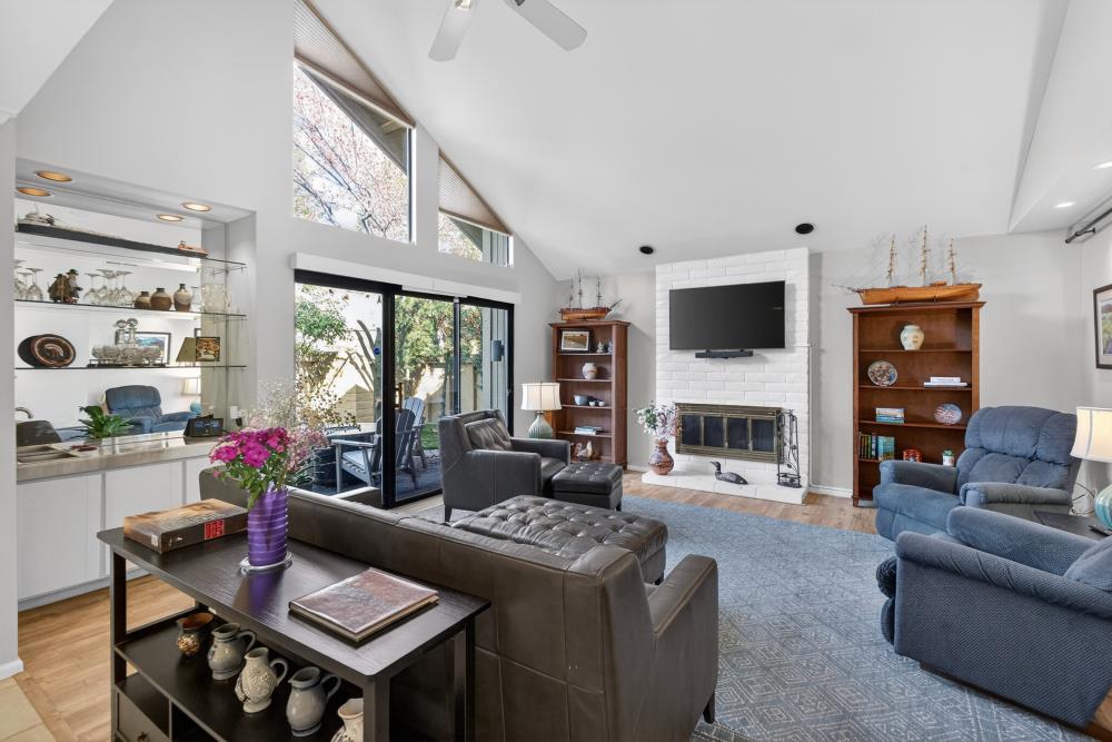 2129 Promontory Point Lane Rancho Cordova, CA 95670 - Photo 11 of 64