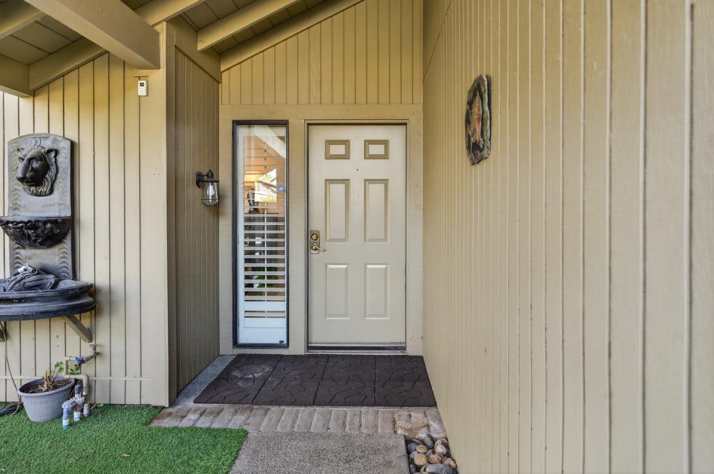 2129 Promontory Point Lane Rancho Cordova, CA 95670 - Photo 8 of 64