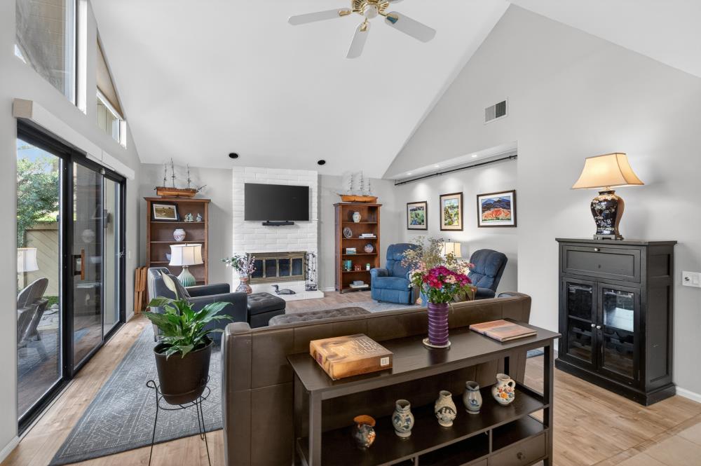 2129 Promontory Point Lane Rancho Cordova, CA 95670 - Photo 10 of 64