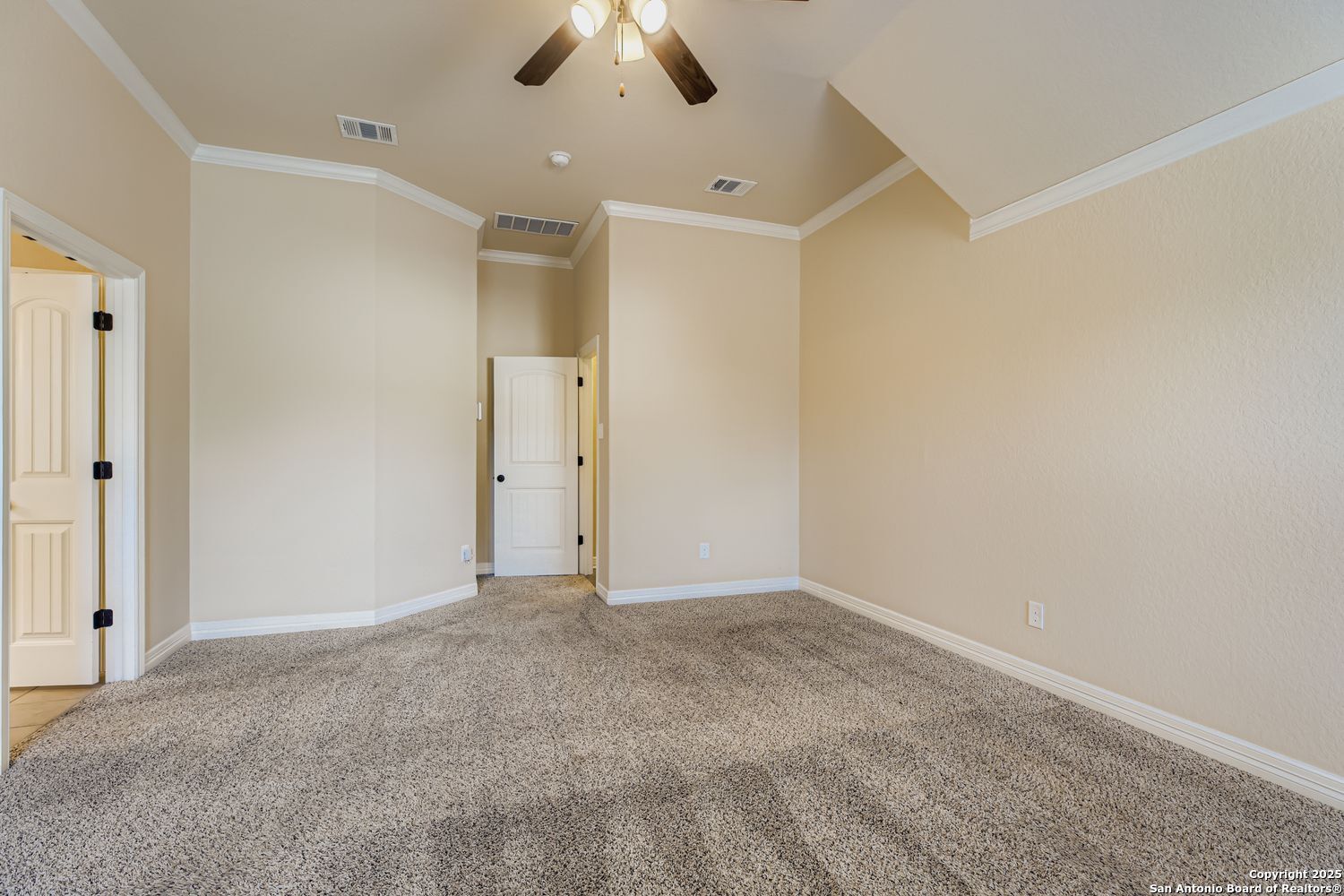 17820 Oxford Mount Helotes, TX 78023 - Photo 15 of 26 a view of an empty room