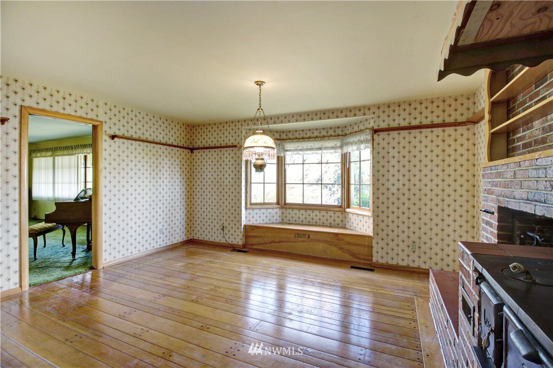 4103 Ridge Road West University Place, WA 98466 - Photo 6 of 25 Gallery Image 6