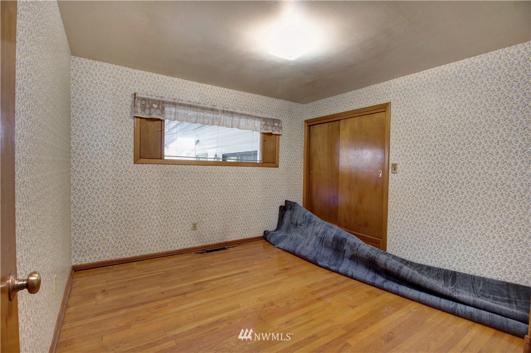 4103 Ridge Road West University Place, WA 98466 - Photo 10 of 25 Gallery Image 10