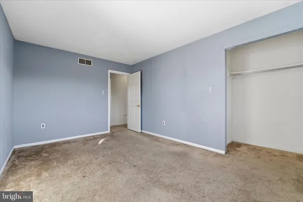 $439,900 | 305 Roesch Avenue, Oreland, PA 19075