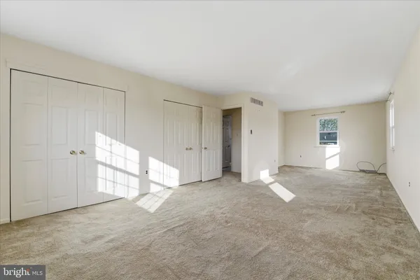 $439,900 | 305 Roesch Avenue, Oreland, PA 19075