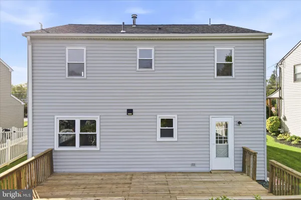 $439,900 | 305 Roesch Avenue, Oreland, PA 19075