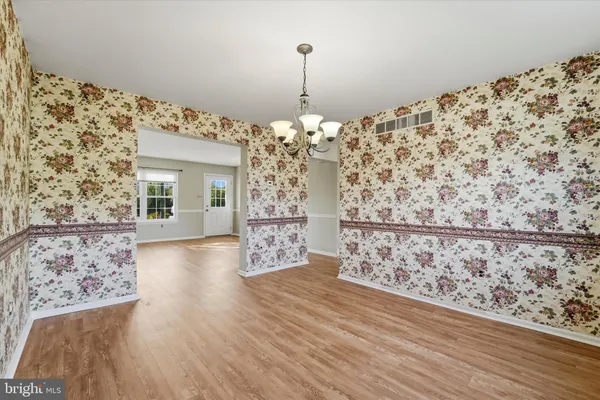 $439,900 | 305 Roesch Avenue, Oreland, PA 19075