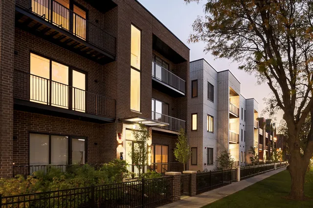 $2,950 | 8021 West Belmont Avenue, Unit 202, River Grove, IL 60171