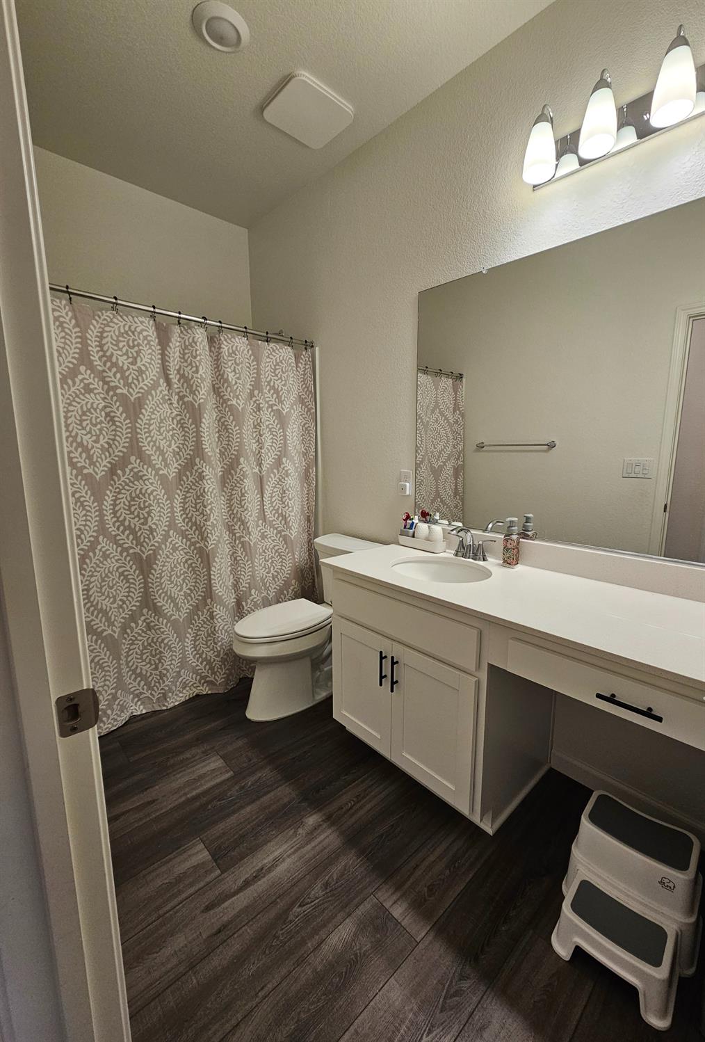 7708 Path Drive Hughson, CA 95326 - Photo 15 of 20