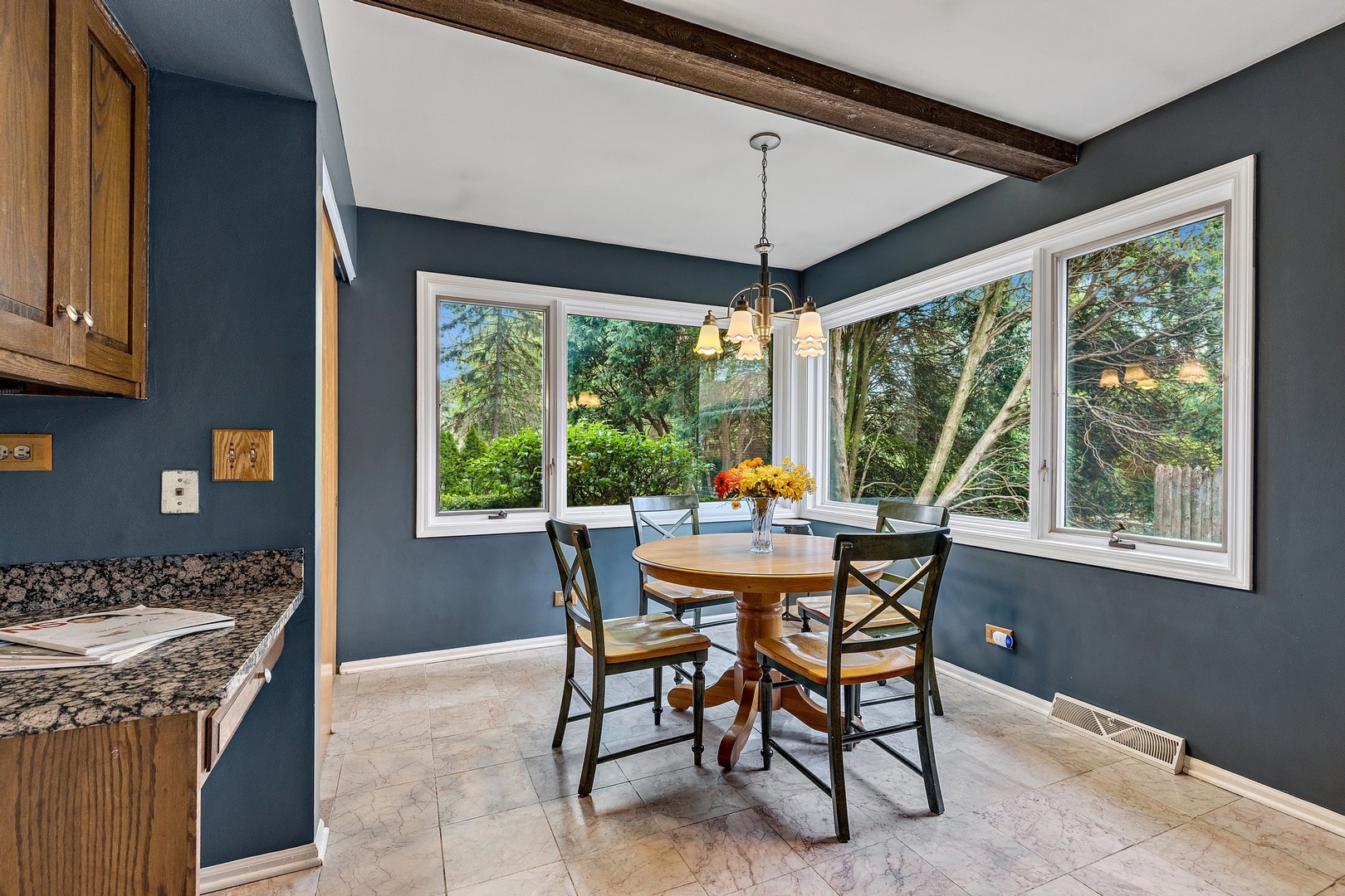 1012 Timber Lane Wilmette, IL 60091 - Photo 6 of 27