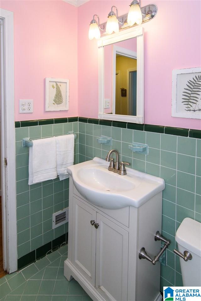 1911 Saulter Road Birmingham, AL 35209 - Photo 26 of 44