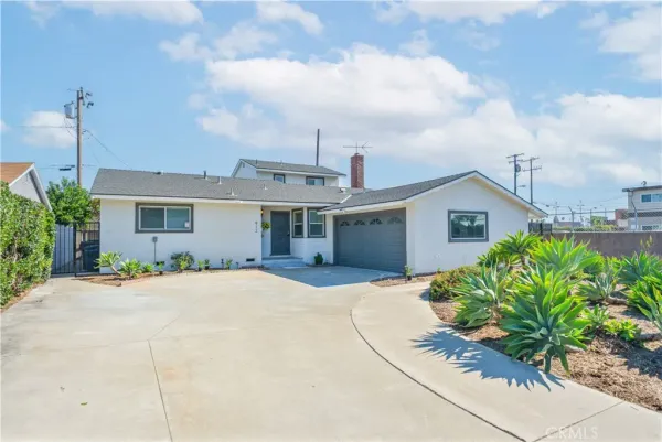 $1,049,000 | 912 West Hill Avenue, Fullerton, CA 92832