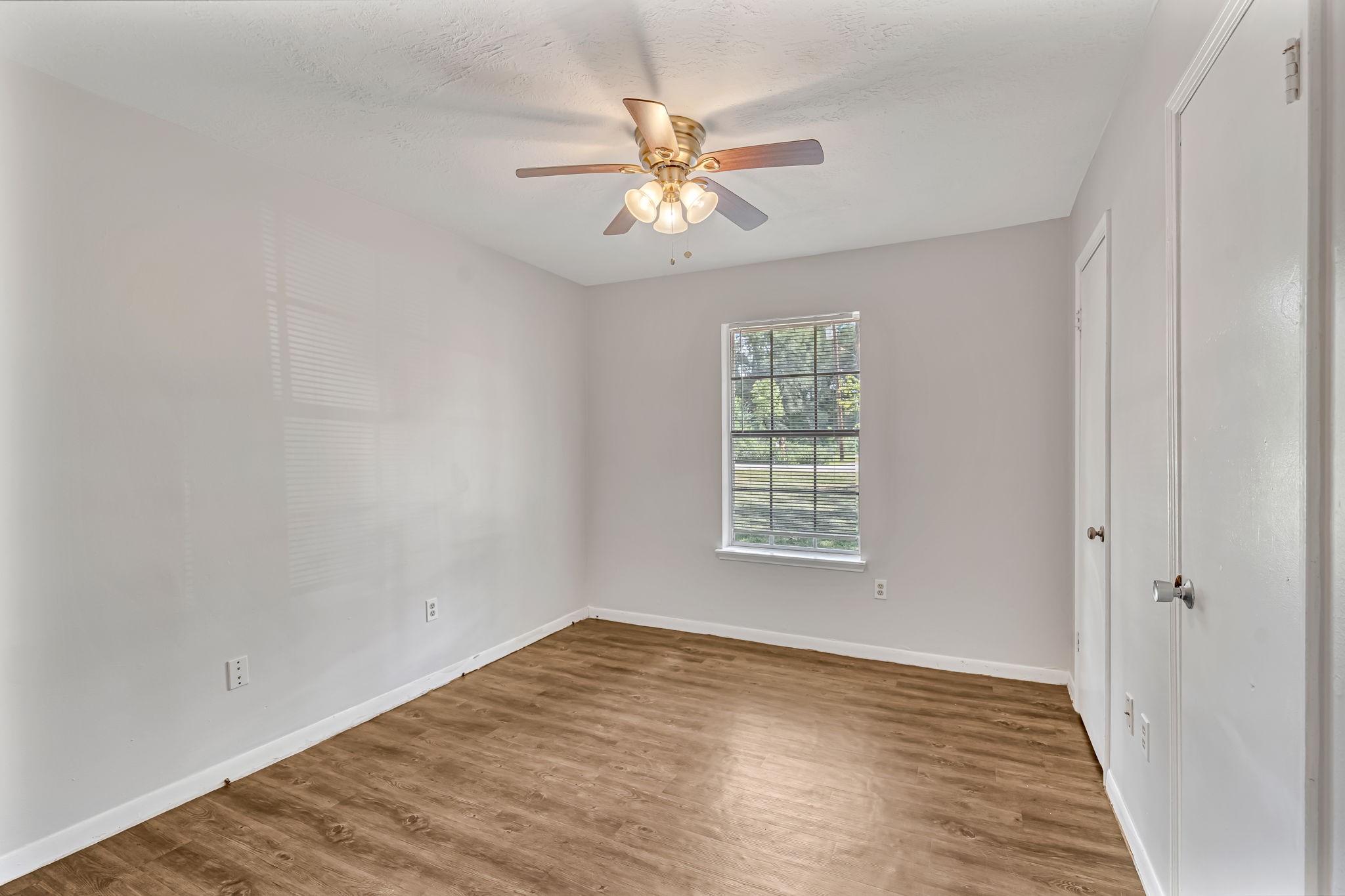 3699 Piney Point Road Conroe, TX 77301 - Photo 16 of 29