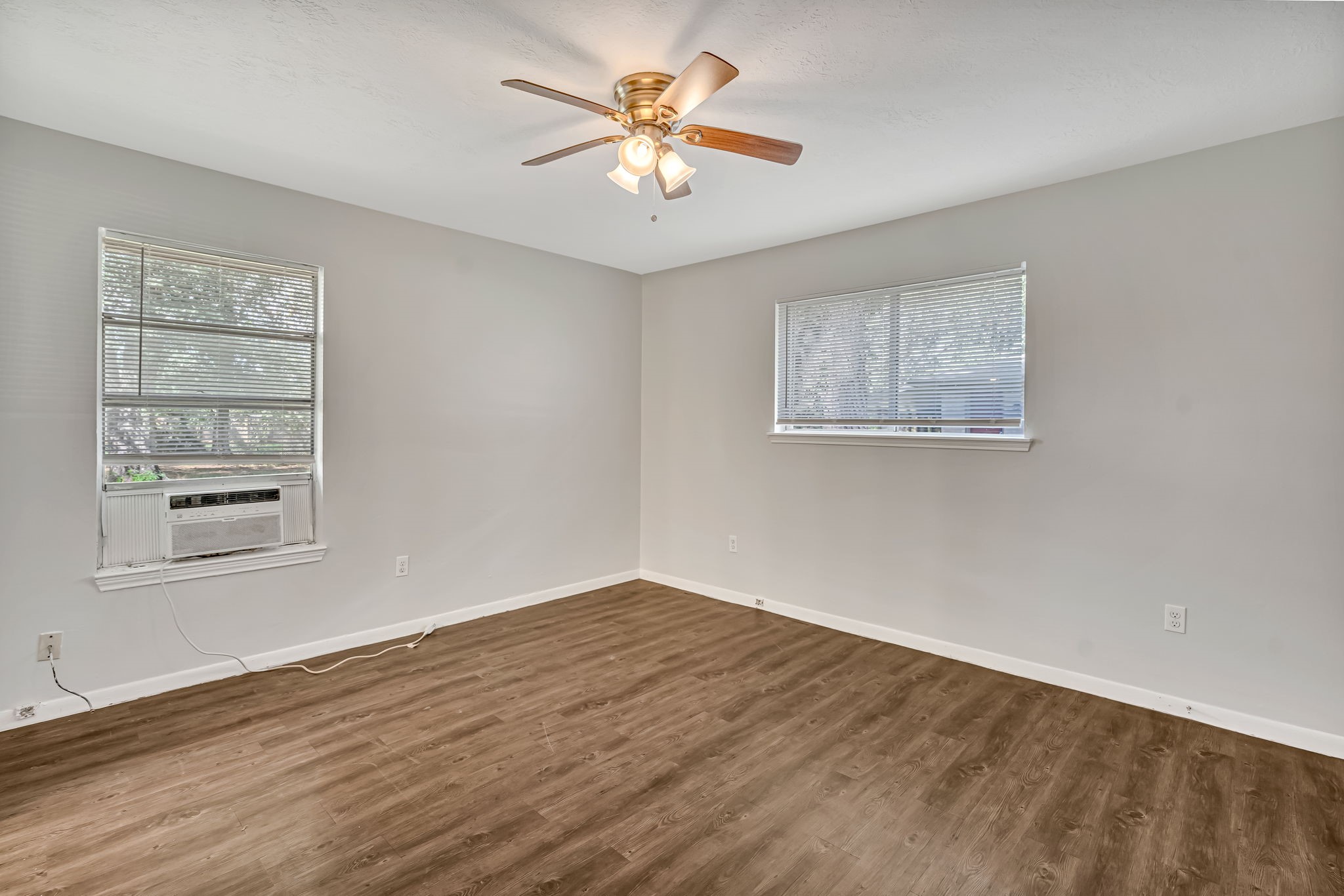 3699 Piney Point Road Conroe, TX 77301 - Photo 19 of 29