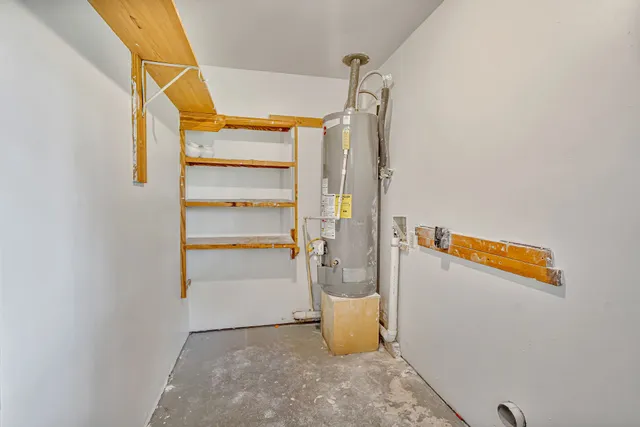 $1,680 | 3699 Piney Point Road, Conroe, TX 77301