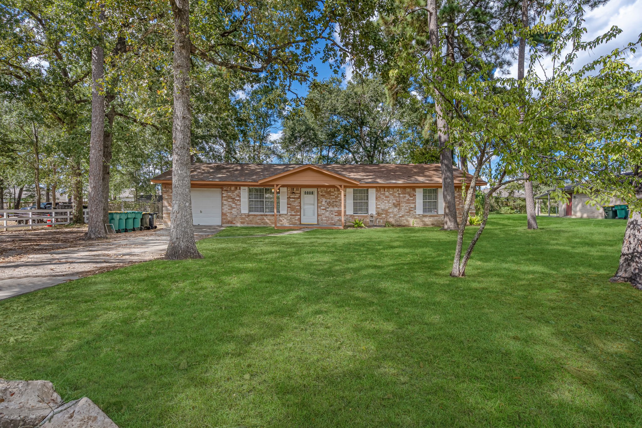 3699 Piney Point Road Conroe, TX 77301 - Photo 3 of 29