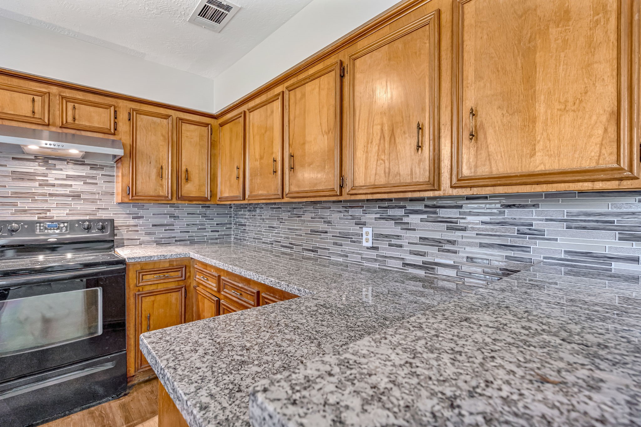 3699 Piney Point Road Conroe, TX 77301 - Photo 8 of 29