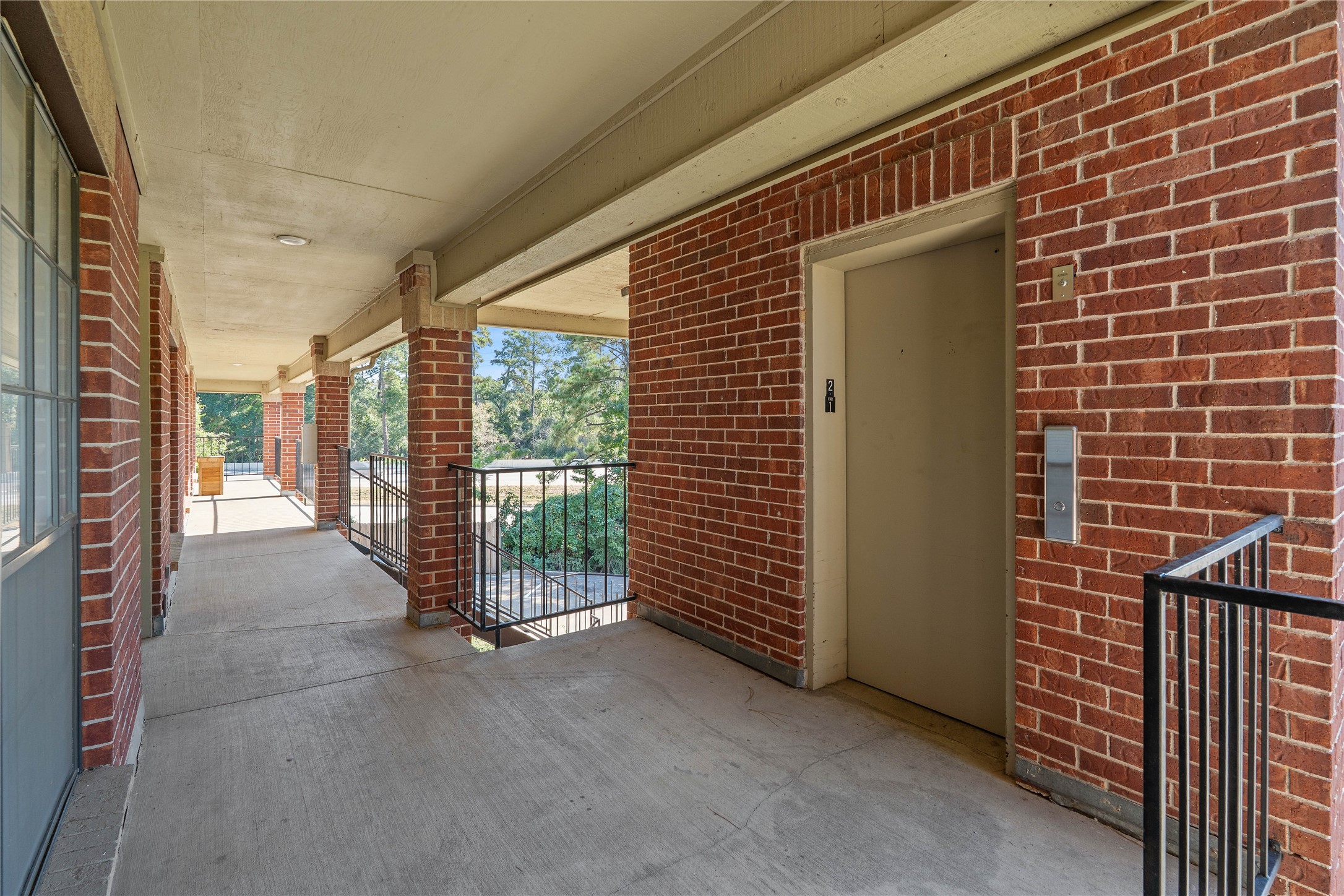 200 Panorama Drive, Unit 107 Conroe, TX 77304 - Photo 32 of 32 a view of entryway