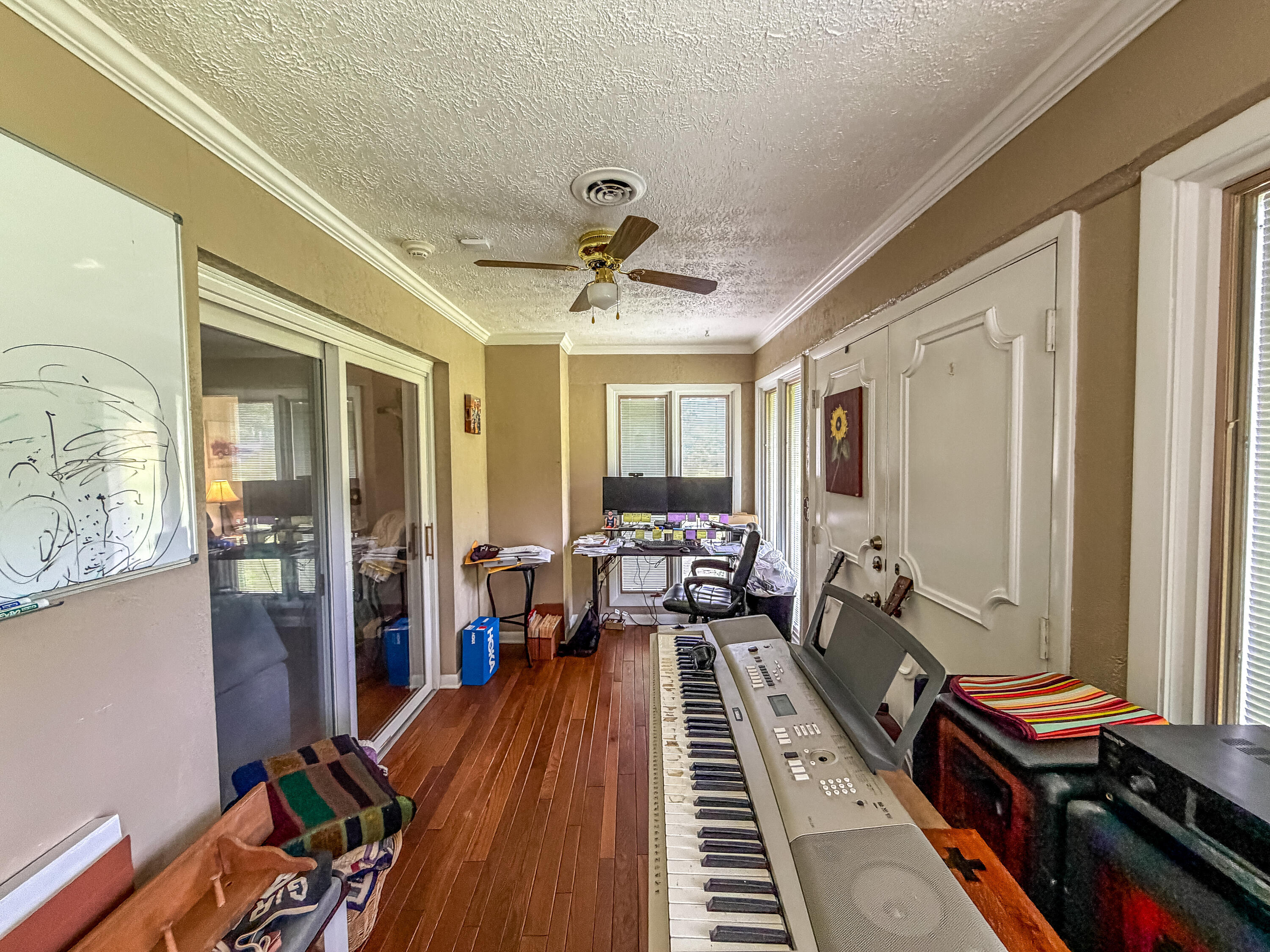 455 Mosley Br Road Woodbine, KY 40771 - Photo 22 of 51 LightroomRealEstateEdits-16