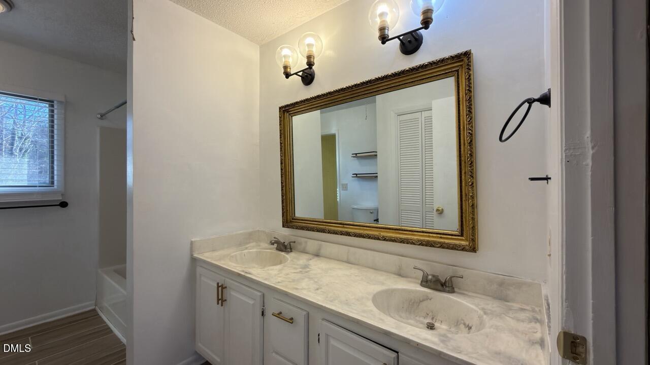 1266 Dovershire Place High Point, NC 27262 - Photo 12 of 35 IMG_3073 Large