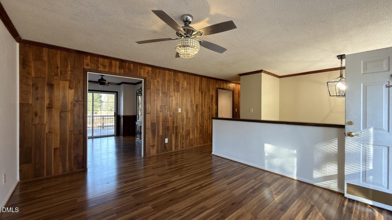 1266 Dovershire Place High Point, NC 27262 - Photo 4 of 35 IMG_3063 Large