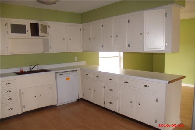 Huge kitchen with eat-in area. Loads of cabinet space