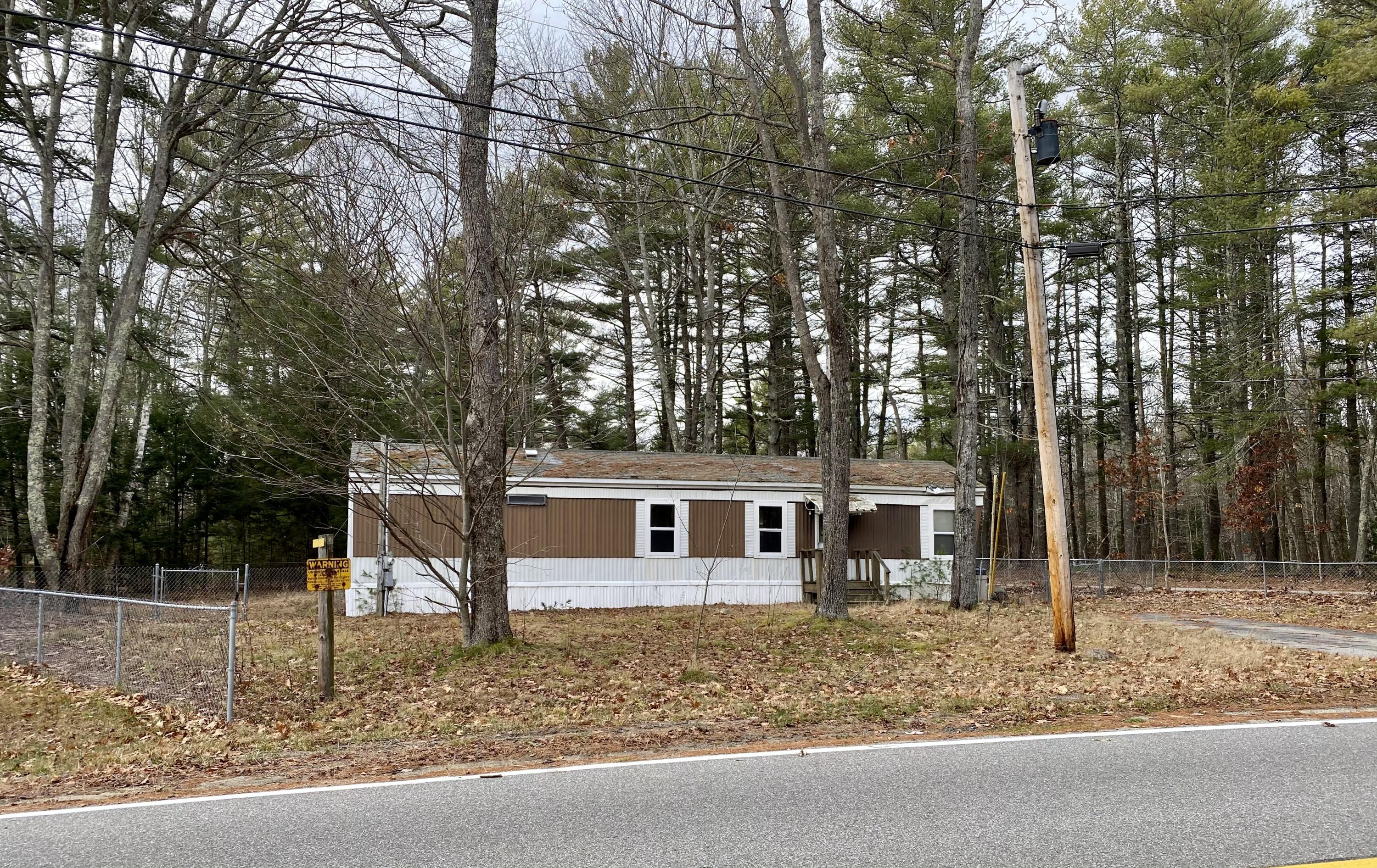 327 Thompson Road Arundel, ME 04046 - Photo 2 of 6 BFEFAE9B-468F-4276-AB7E-7829B8C20E94