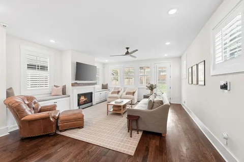 $649,900 | 827 Watts Lane, Nashville, TN 37209