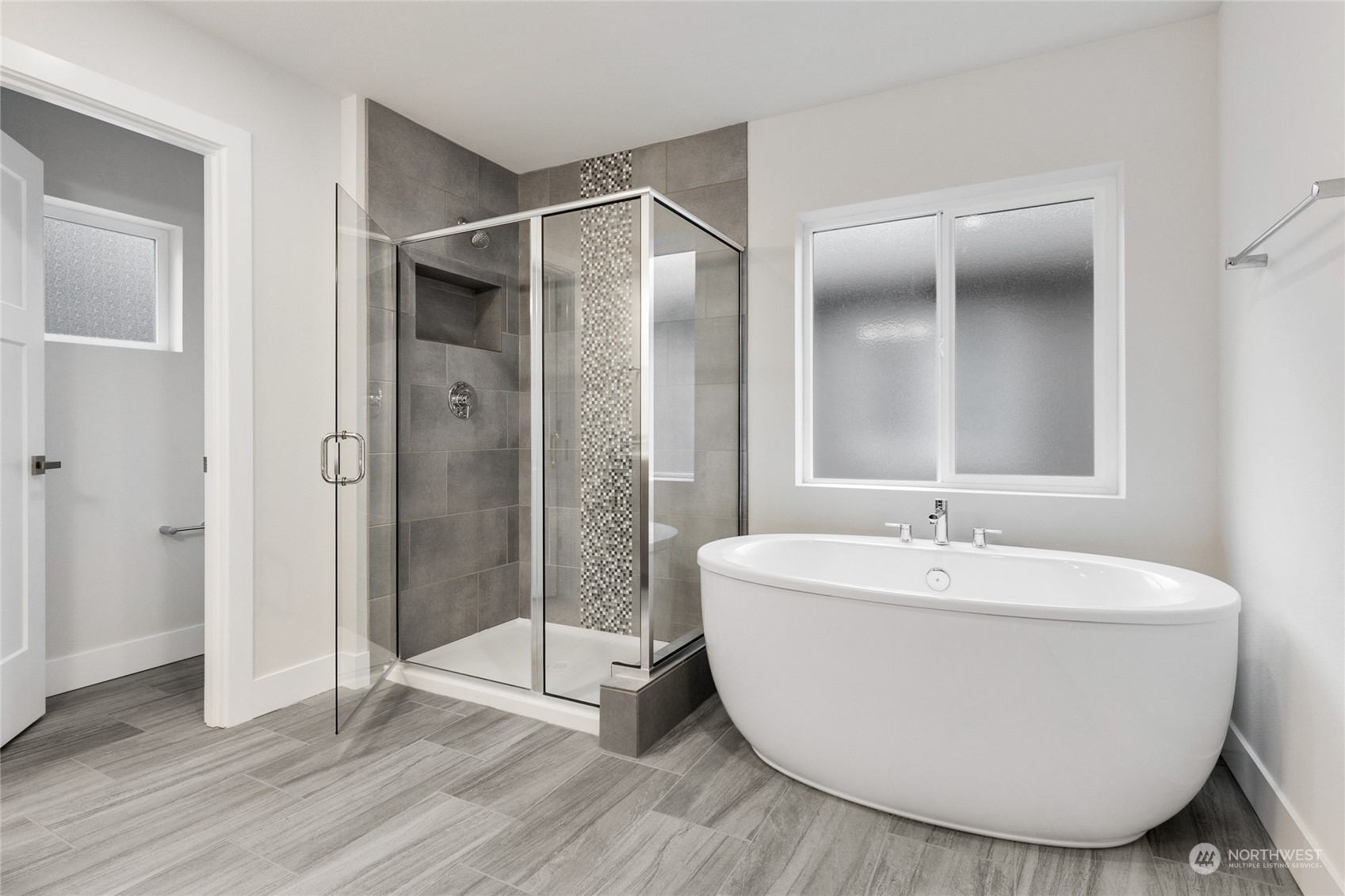 4 178th Place Southwest Bothell, WA 98012 - Photo 5 of 34 a spacious bathroom with a bathtub and shower