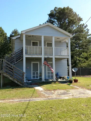 $575 | 3819 Freedom Way, Unit 4, Hubert, NC 28539