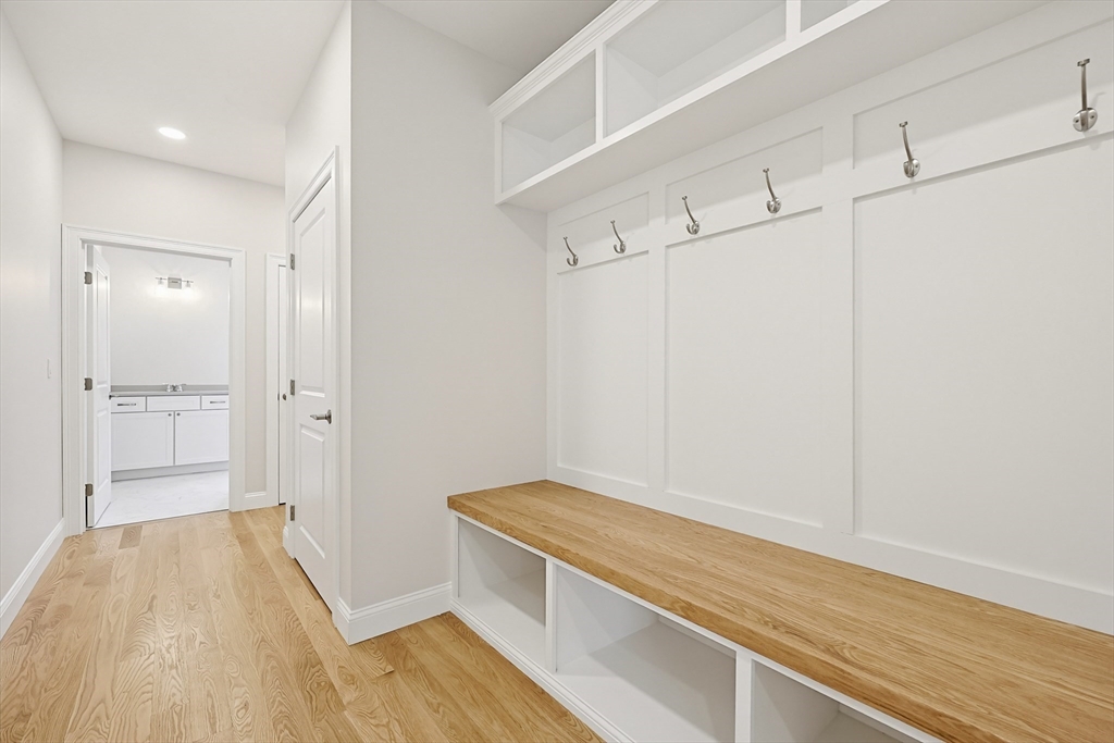889 Maple Street Mansfield, MA 02048 - Photo 7 of 42