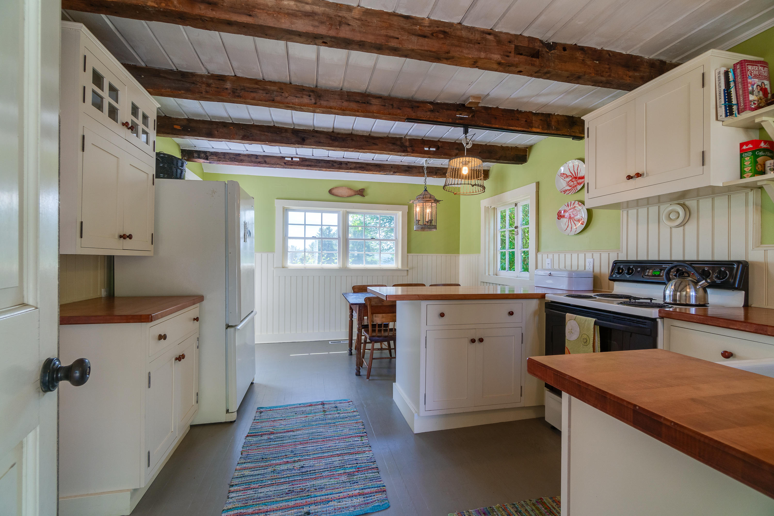 1439 Highway 32 Bristol, ME 04564 - Photo 31 of 54 Kitchen