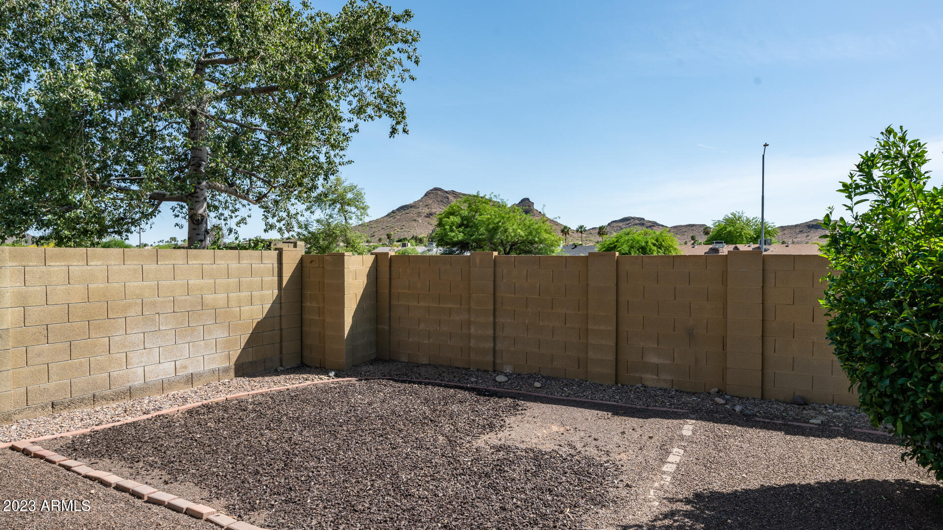 1717 East Grandview Road Phoenix, AZ 85022 - Photo 24 of 27 1717 E Grandview Rd-27