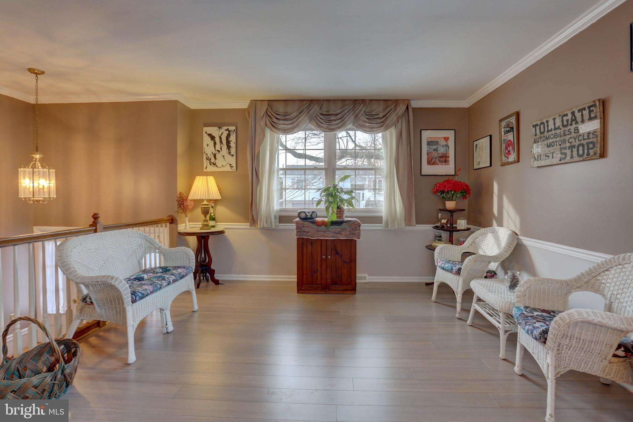 323 Longmeadow Road Lancaster, PA 17601 - Photo 3 of 34
