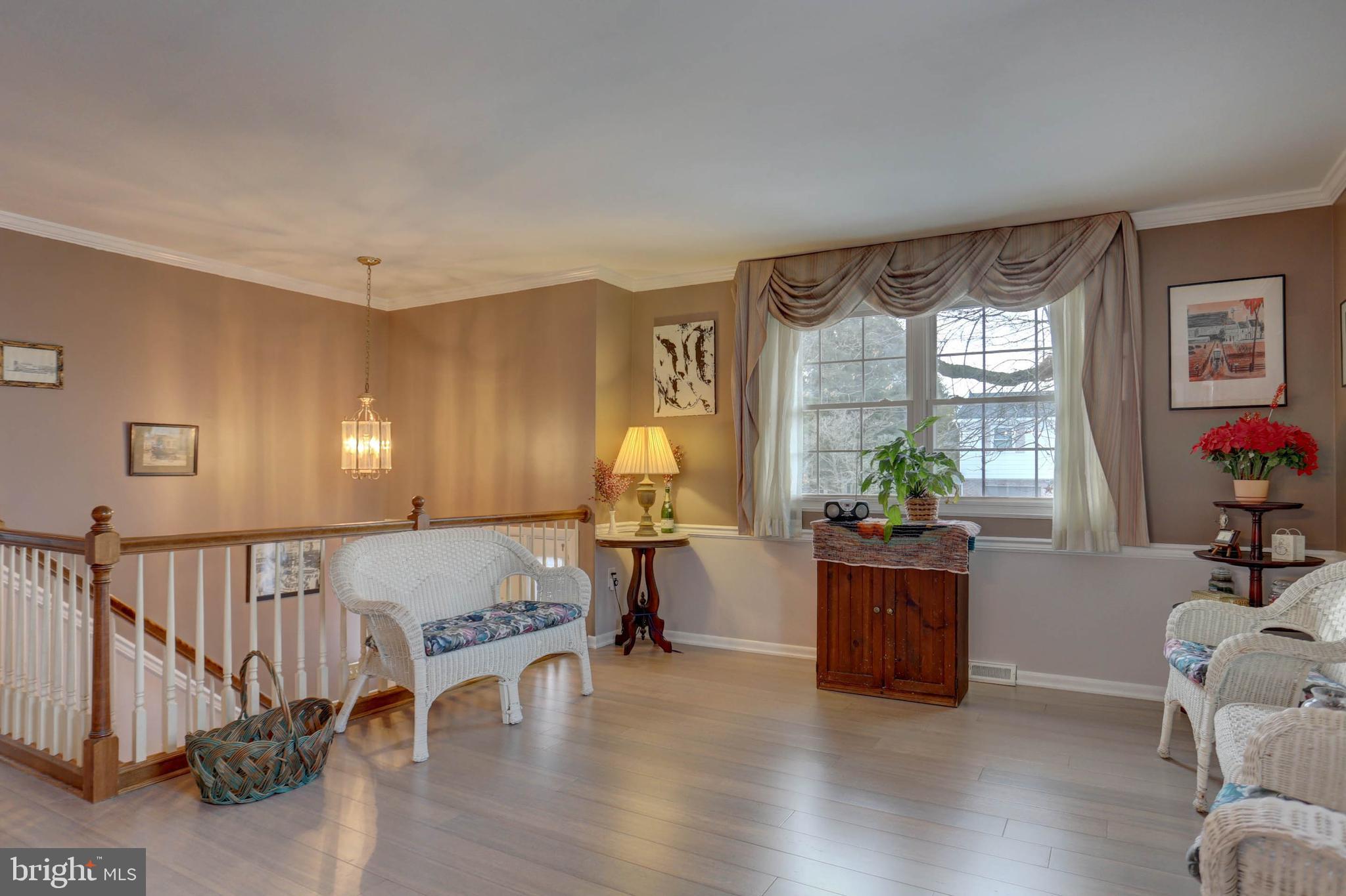 323 Longmeadow Road Lancaster, PA 17601 - Photo 5 of 34