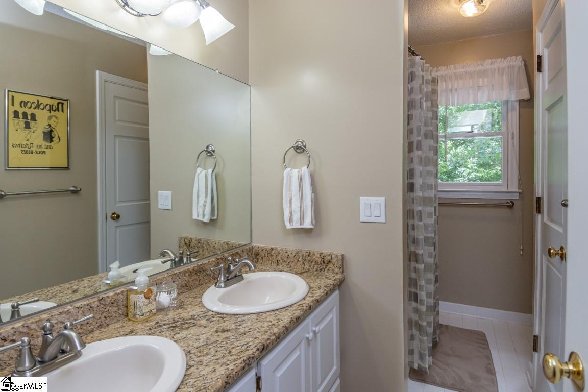 300 Quail Run Circle Fountain Inn, SC 29644 - Photo 21 of 32 Gallery Image 21