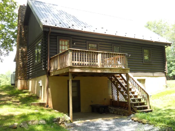 $349,900 | 209 Leatherwood Place, Bedford, VA 24523