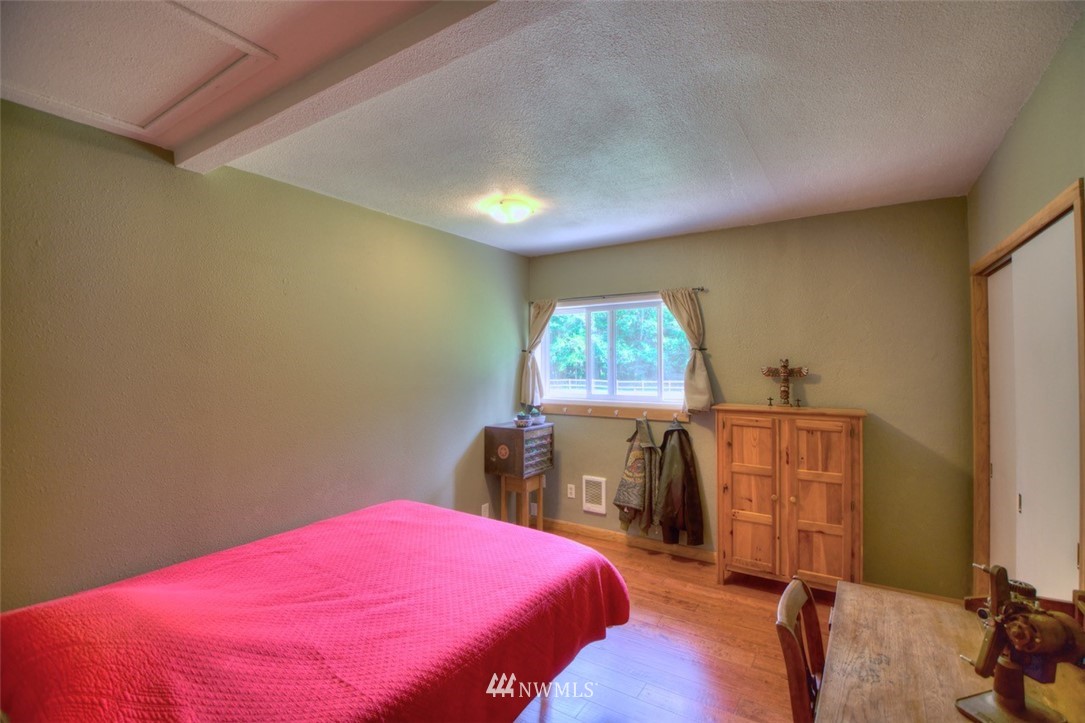 5611 Cedar Flats Road Southwest Olympia, WA 98512 - Photo 15 of 25 Gallery Image 15