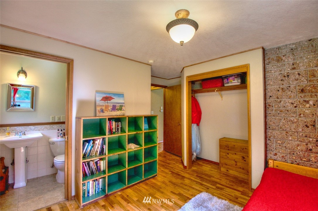 5611 Cedar Flats Road Southwest Olympia, WA 98512 - Photo 16 of 25 Gallery Image 16