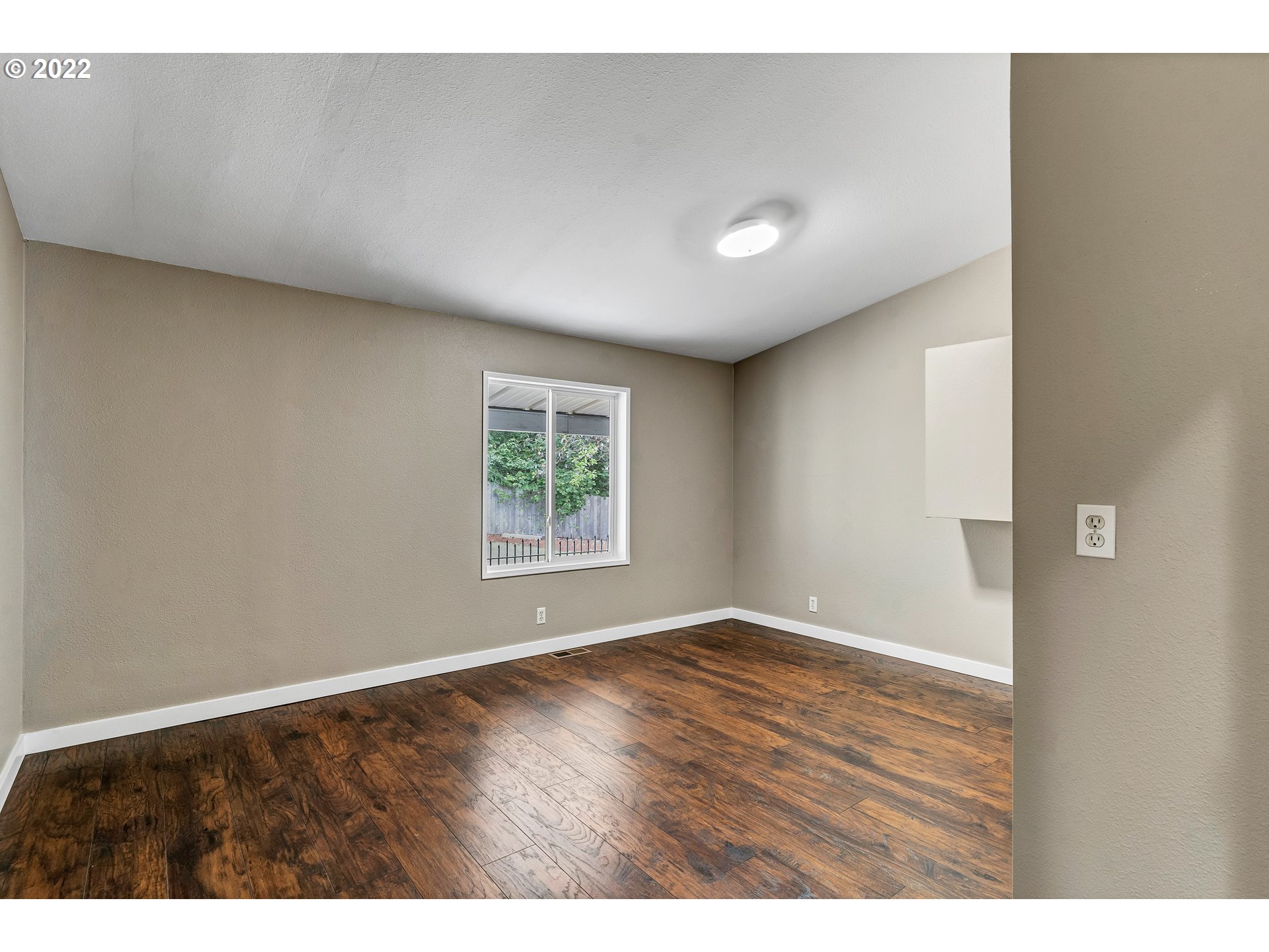 15820 May Road Dallas, OR 97338 - Photo 12 of 32