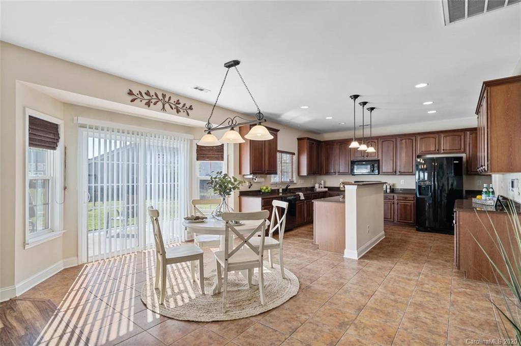 9606 Seamill Road Charlotte, NC 28278 - Photo 11 of 38 Gallery Image 11