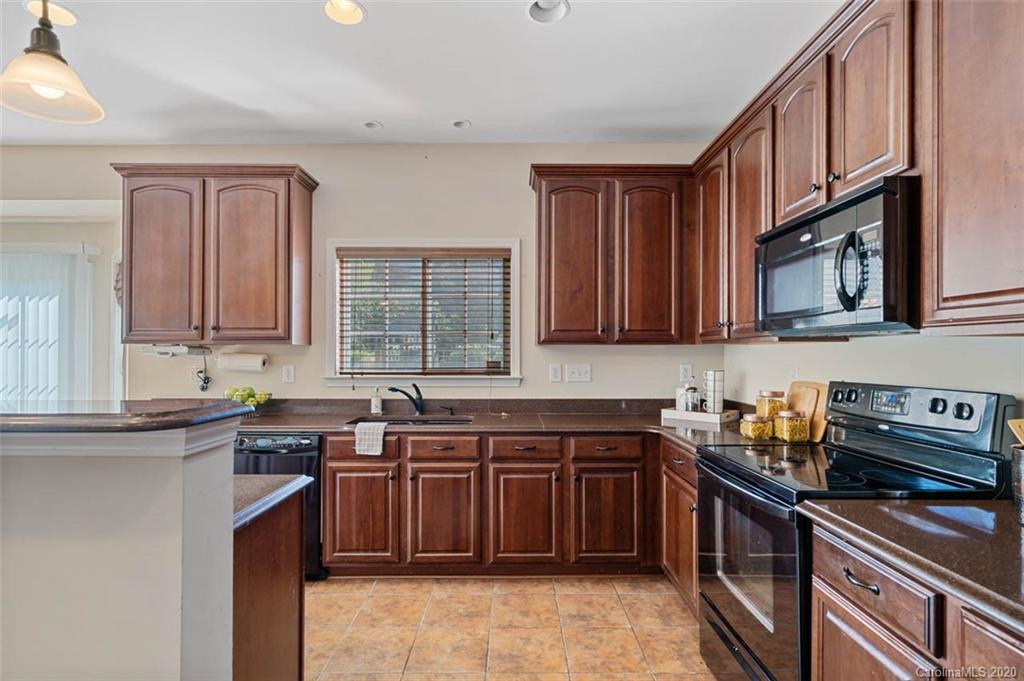 9606 Seamill Road Charlotte, NC 28278 - Photo 14 of 38 Gallery Image 14