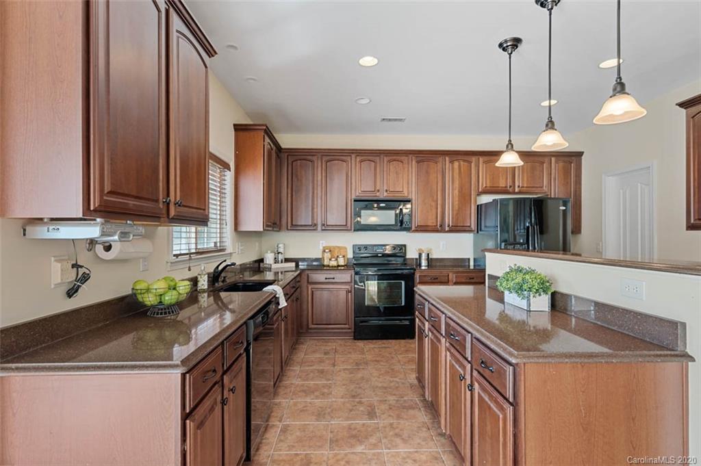 9606 Seamill Road Charlotte, NC 28278 - Photo 16 of 38 Gallery Image 16