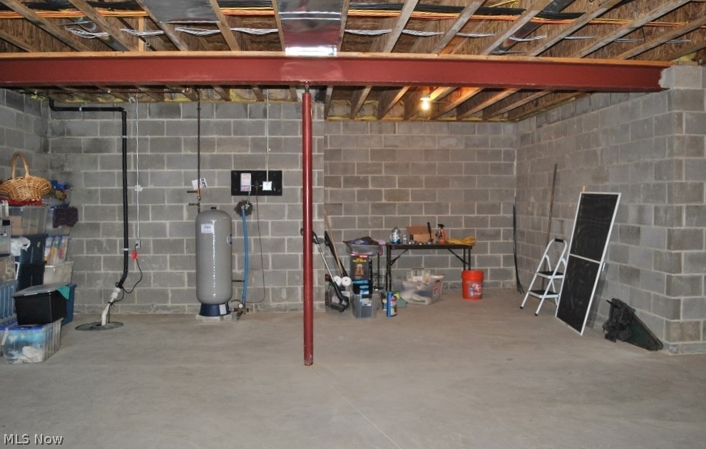 9247 Robinson Road Chardon, OH 44024 - Photo 31 of 33
