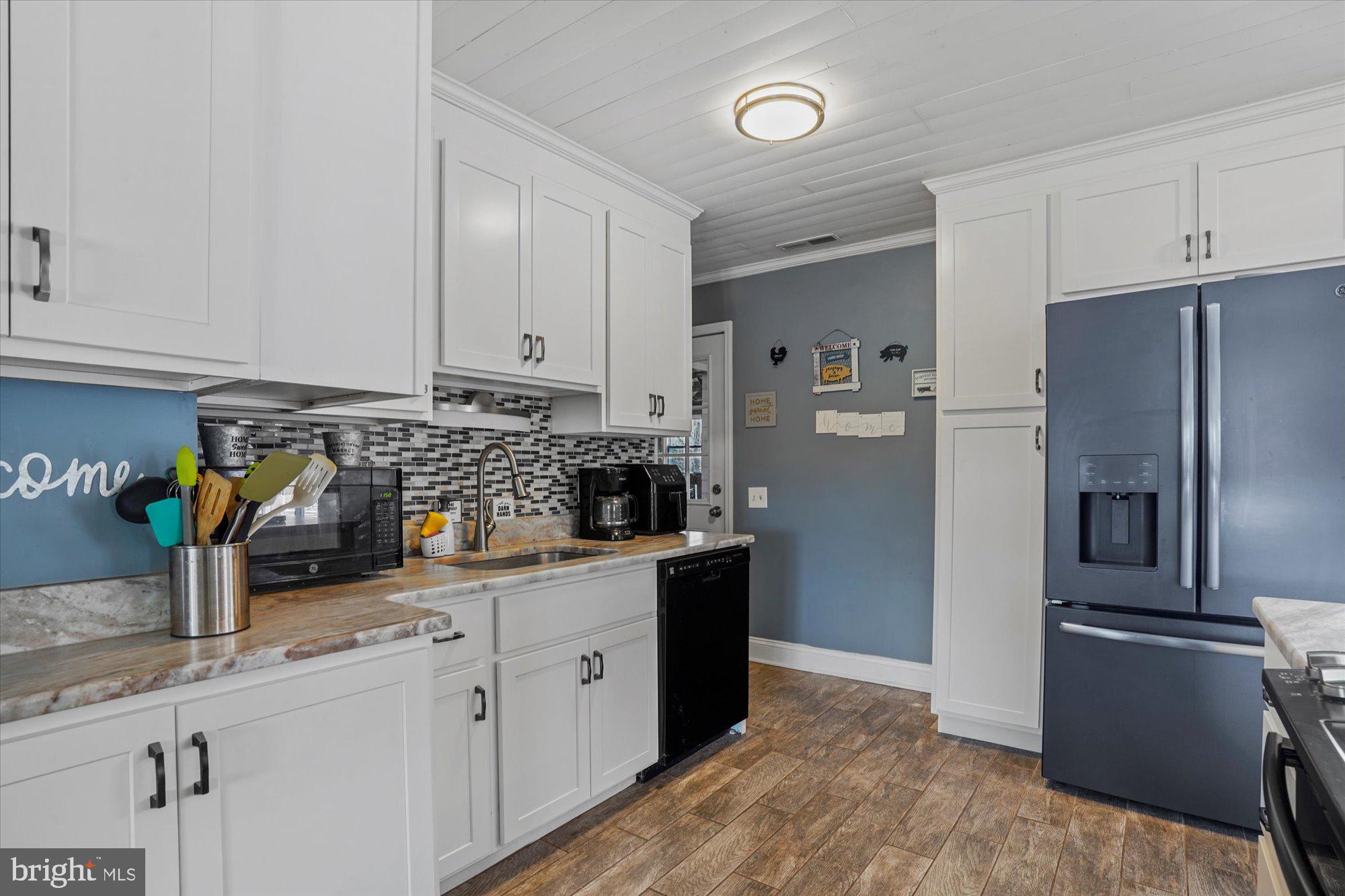 814 Paradise Road Aberdeen, MD 21001 - Photo 4 of 24 Gallery Image 4