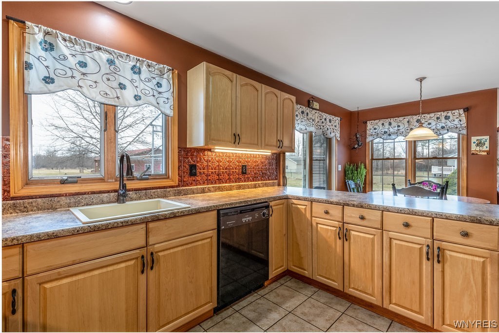 2933 Staley Road Grand Island, NY 14072 - Photo 20 of 44